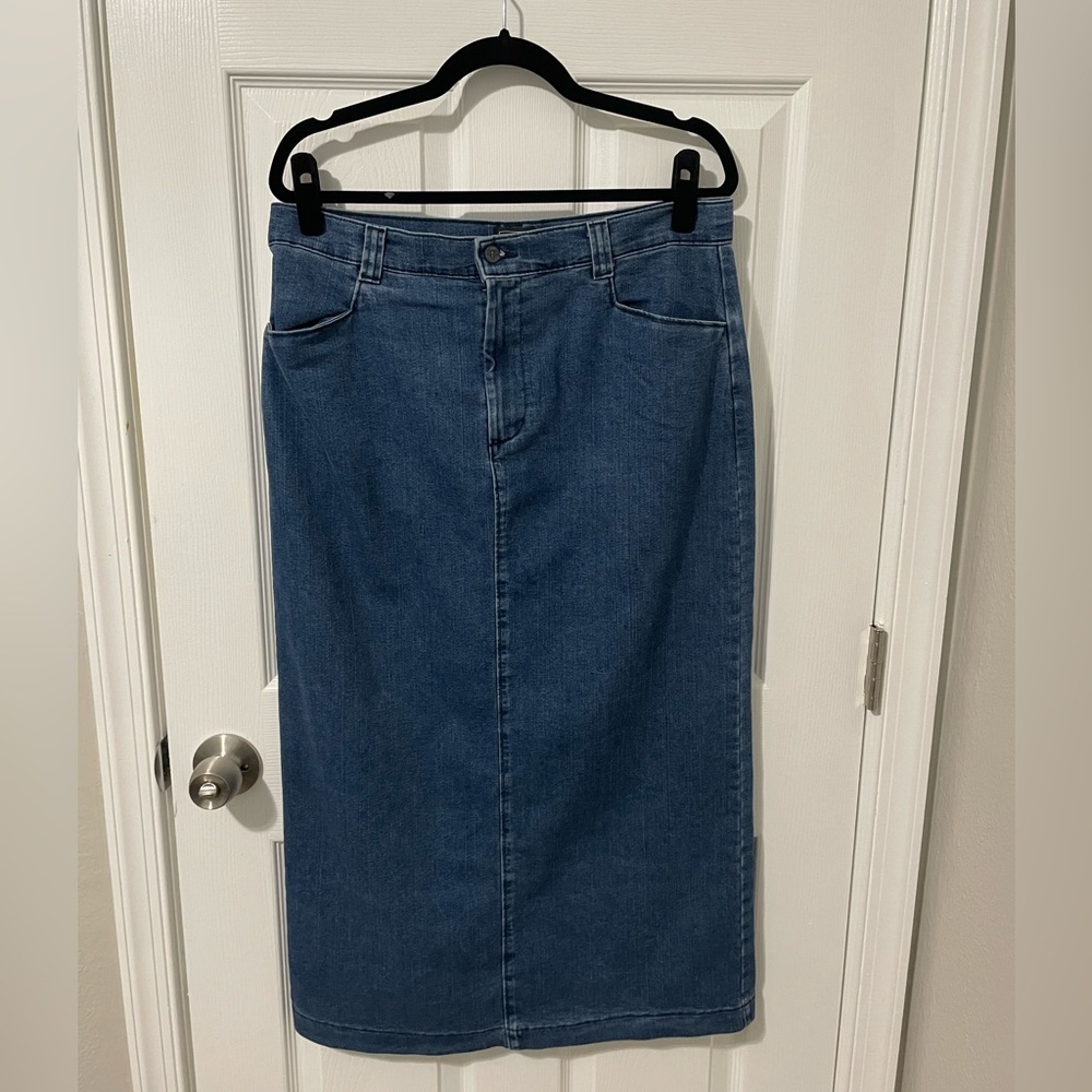 Lee denim maxi skirt